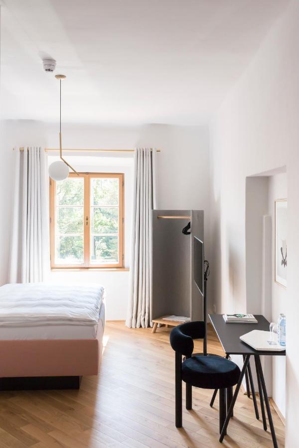 Hotel Kai 36 - Zwischen Fels Und Fluss